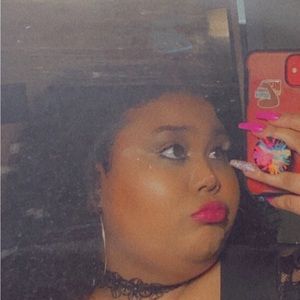 Meet your Posher, Nyssa